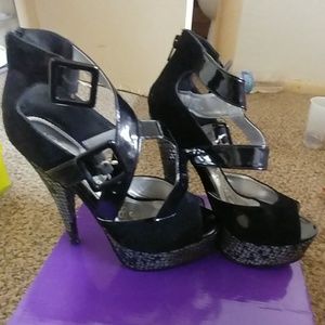 Black snake skin bottom heels
